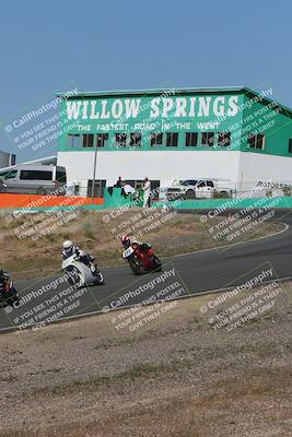 media/Apr-20-2025-AHRMA (Sun) [[393a79c373]]/Race/group 10 early race/Turn 4b/